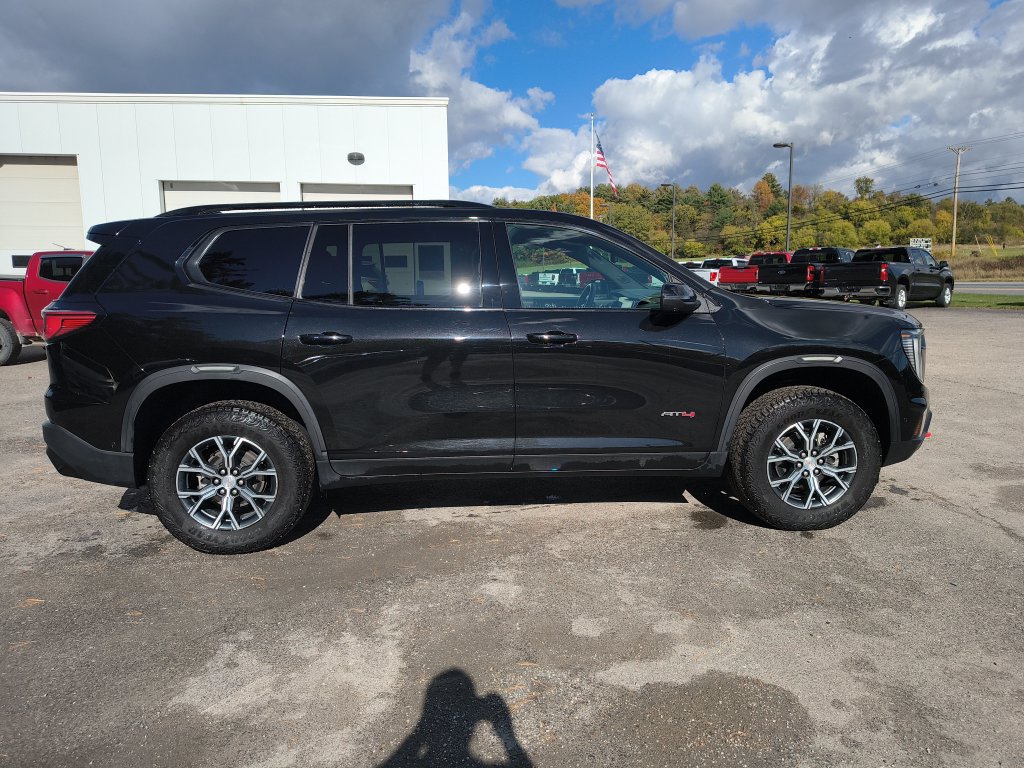 Used 2025 GMC Acadia AT4 w/ Super Cruise Package AWD/4WD image 6