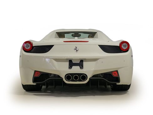 Used 2015 Ferrari 458 Spider RWD image 5
