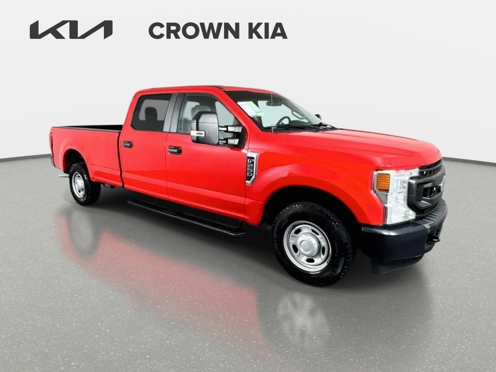 Used 2022 Ford F250 XL w/ Power Equipment Group RWD image 3