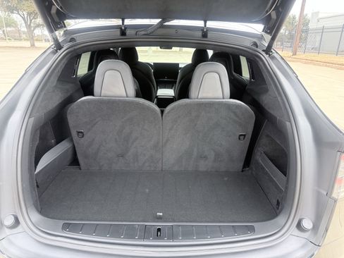 Used 2023 Tesla Model X Plaid image 23