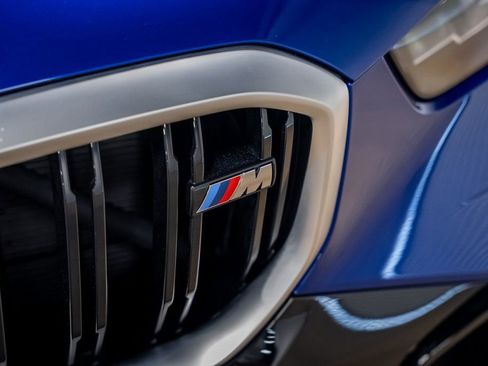 Used 2025 BMW X5 M60i w/ Climate Comfort Package image 8