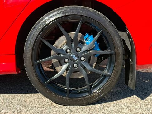 Used 2018 Ford Focus RS image 28