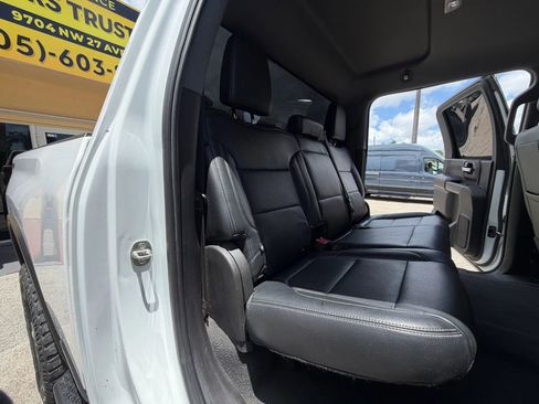 Used 2021 Chevrolet Silverado 2500 Custom w/ Infotainment Package AWD/4WD image 15