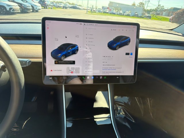 Used 2021 Tesla Model Y Long Range AWD/4WD image 17