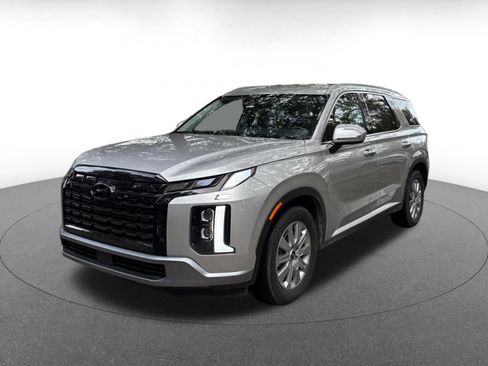 Used 2025 Hyundai Palisade SEL FWD image 4