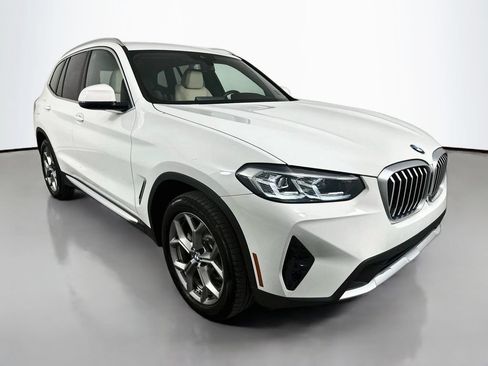 Used 2024 BMW X3 sDrive30i RWD image 3