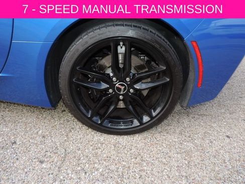 Used 2015 Chevrolet Corvette Stingray Coupe RWD image 14