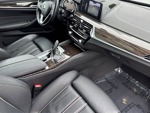 Used 2018 BMW 540i image 15
