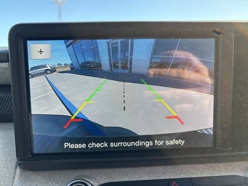 Used 2023 Ford Maverick XLT image 13