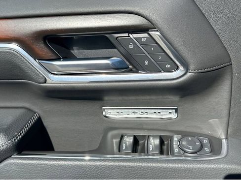 Certified 2025 GMC Sierra 1500 Denali AWD/4WD image 34
