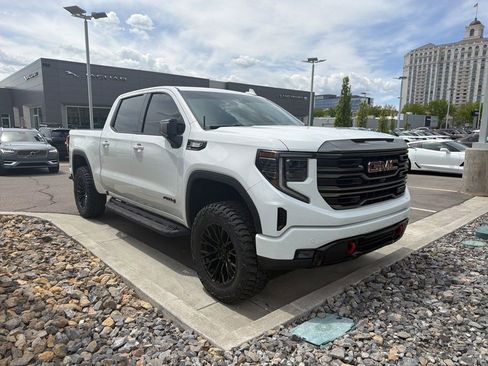 Used 2024 GMC Sierra 1500 AT4 w/ Technology Package AWD/4WD image 3
