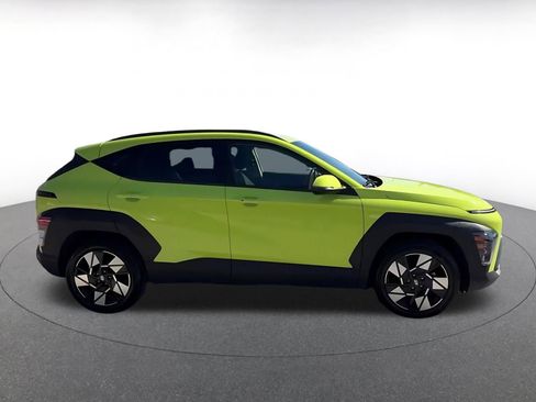 Used 2025 Hyundai Kona SEL image 16