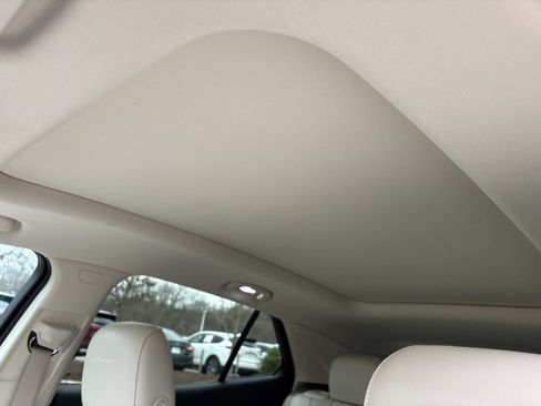 Certified 2023 Buick Envision Avenir image 16