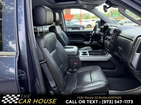 Used 2018 Chevrolet Silverado 1500 LTZ Z71 w/ Centennial Edition AWD/4WD image 28