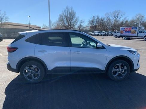 Used 2025 Ford Escape ST-Line Select image 7