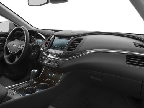 Used 2016 Chevrolet Impala LT FWD image 18