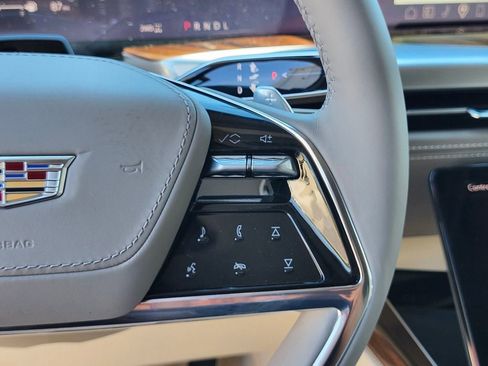 New 2026 Cadillac Escalade Platinum Sport AWD/4WD image 31