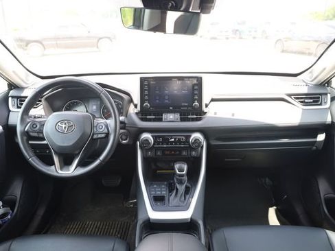Used 2021 Toyota RAV4 XLE Premium AWD/4WD image 14