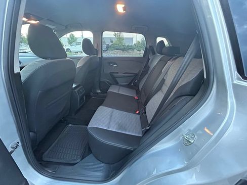 Used 2022 Nissan Rogue SV AWD/4WD image 25