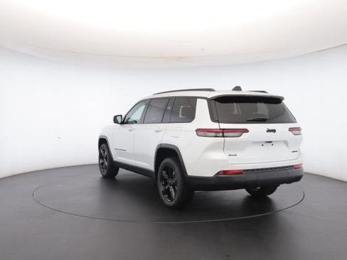 New 2025 Jeep Grand Cherokee L Limited w/ Black Appearance Package image 23