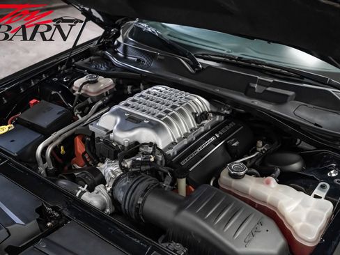 Used 2016 Dodge Challenger SRT Hellcat image 42