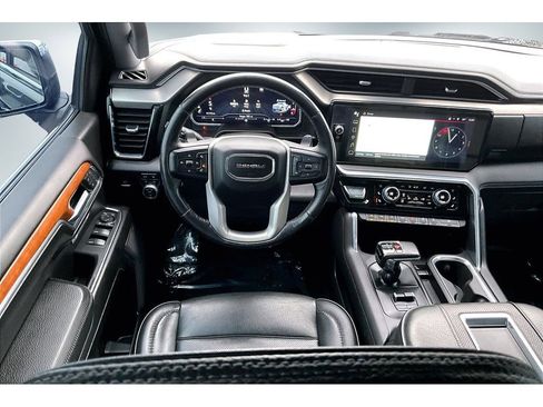 Used 2022 GMC Sierra 1500 Denali image 9