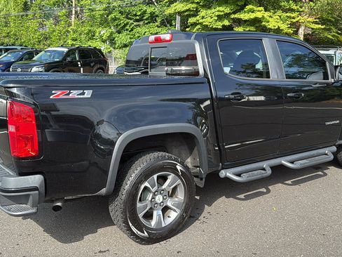 Used 2016 Chevrolet Colorado Z71 w/ LPO, Gearon Divider Package AWD/4WD image 23