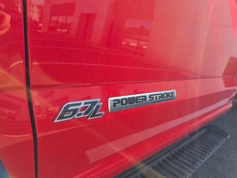 Used 2022 Ford F550 4x4 Regular Cab Super Duty image 10