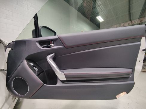 Used 2017 Subaru BRZ Limited RWD image 10
