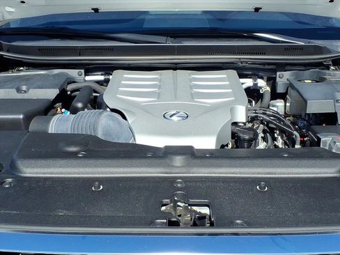 Used 2023 Lexus GX 460 Premium image 23