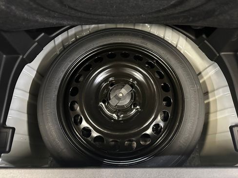 Certified 2022 GMC Terrain SLE w/ Driver Convenience Package image 26