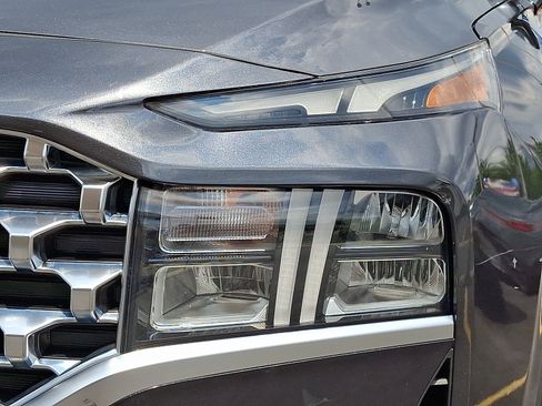 Used 2023 Hyundai Santa Fe SEL w/ Premium Package AWD/4WD image 10