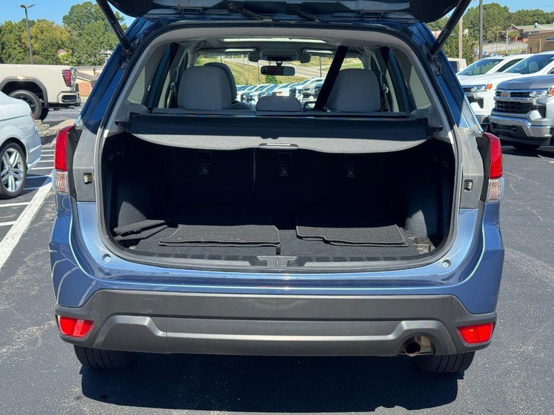 Used 2020 Subaru Forester Premium AWD/4WD image 5