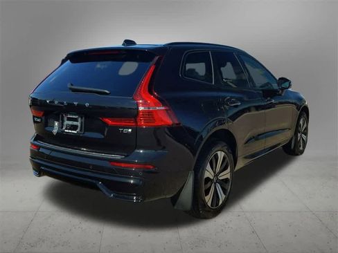 Used 2025 Volvo XC60 T8 Core w/ Protection Package Premier image 6