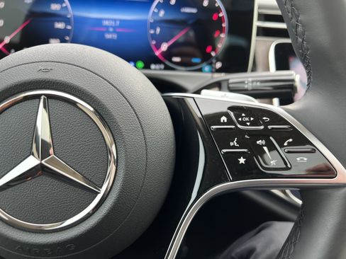 Certified 2025 Mercedes-Benz E 350 4MATIC Sedan image 20