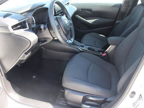 Certified 2022 Toyota Corolla LE FWD image 10