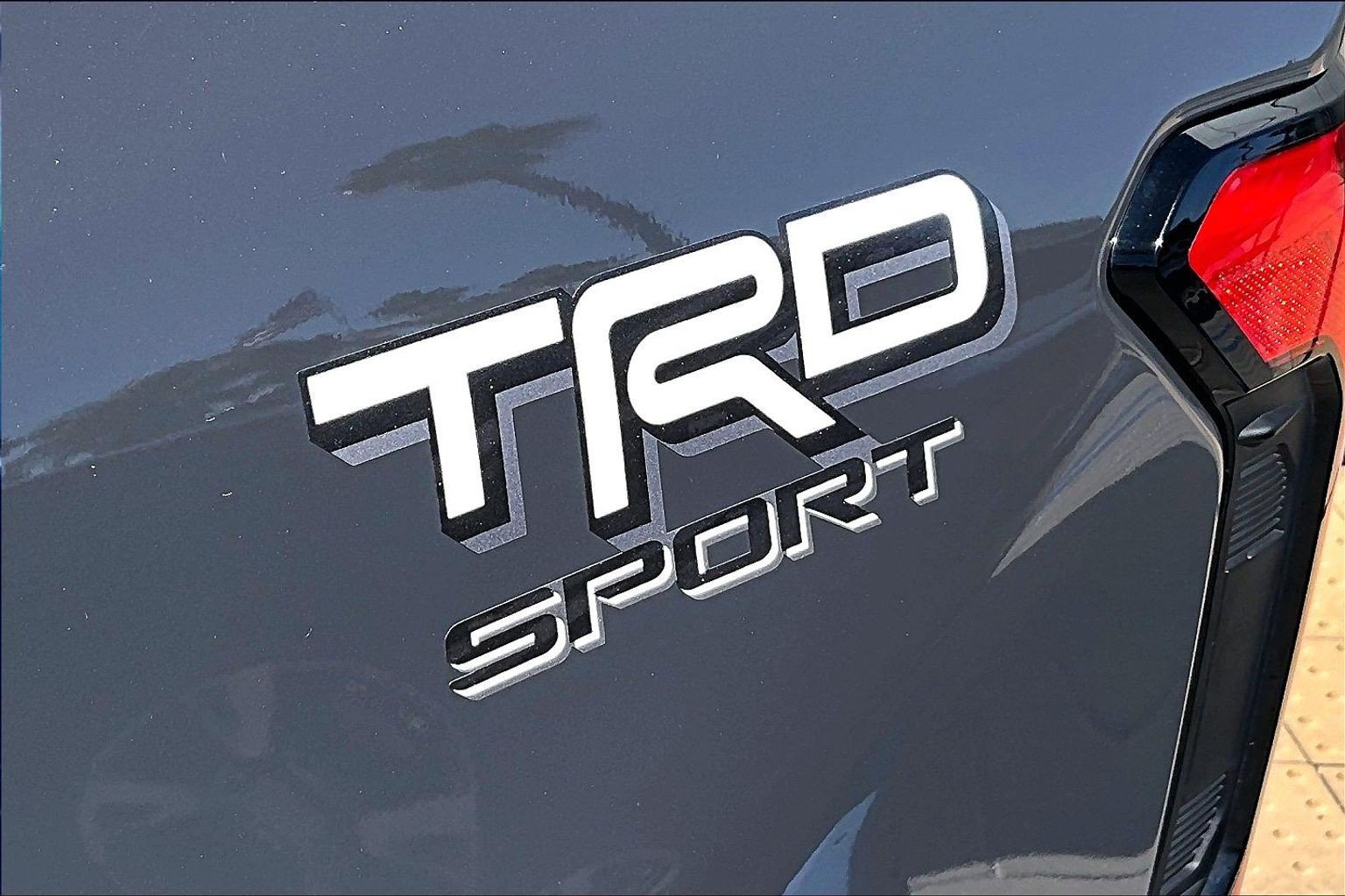 Used 2024 Toyota Tacoma TRD Sport RWD image 8