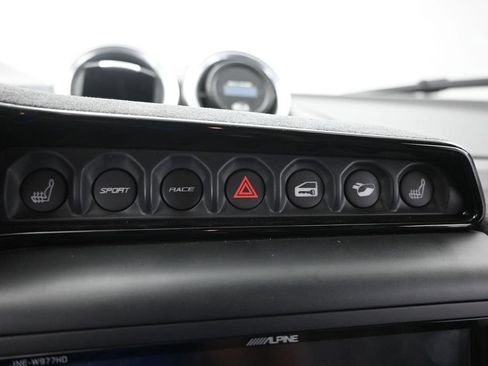 Used 2020 Lotus Evora RWD image 25