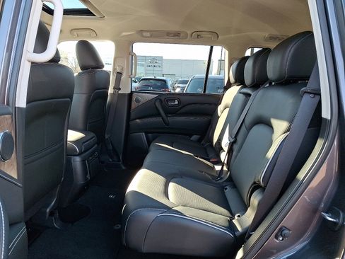 Certified 2024 INFINITI QX80 Premium Select w/ Cargo Package image 11