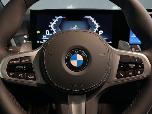 Used 2026 BMW X7 xDrive40i w/ M Sport Package image 16