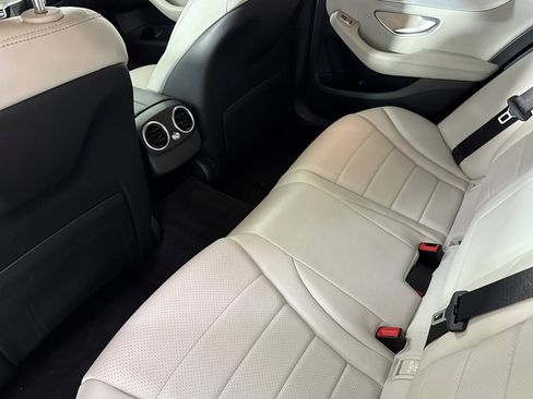 Used 2018 Mercedes-Benz C 300 Sedan image 28