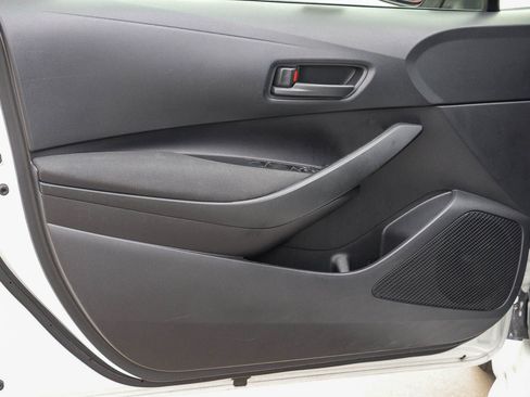 Certified 2024 Toyota Corolla LE AWD/4WD image 21