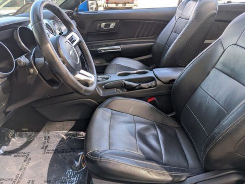 Used 2020 Ford Mustang Premium image 10