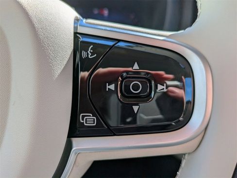 New 2026 Volvo XC60 B5 Ultra w/ Climate Package image 26