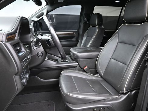 Used 2022 Chevrolet Tahoe Premier AWD/4WD image 10