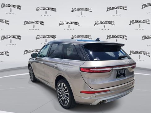 Used 2020 Lincoln Corsair Reserve w/ Equipment Group 202A AWD/4WD image 3