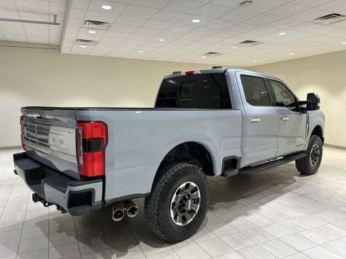 Used 2024 Ford F350 Platinum w/ Tremor Off-Road Package AWD/4WD image 5