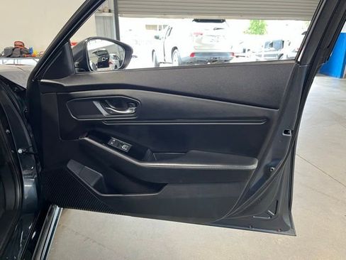 Used 2024 Honda Accord Touring image 12