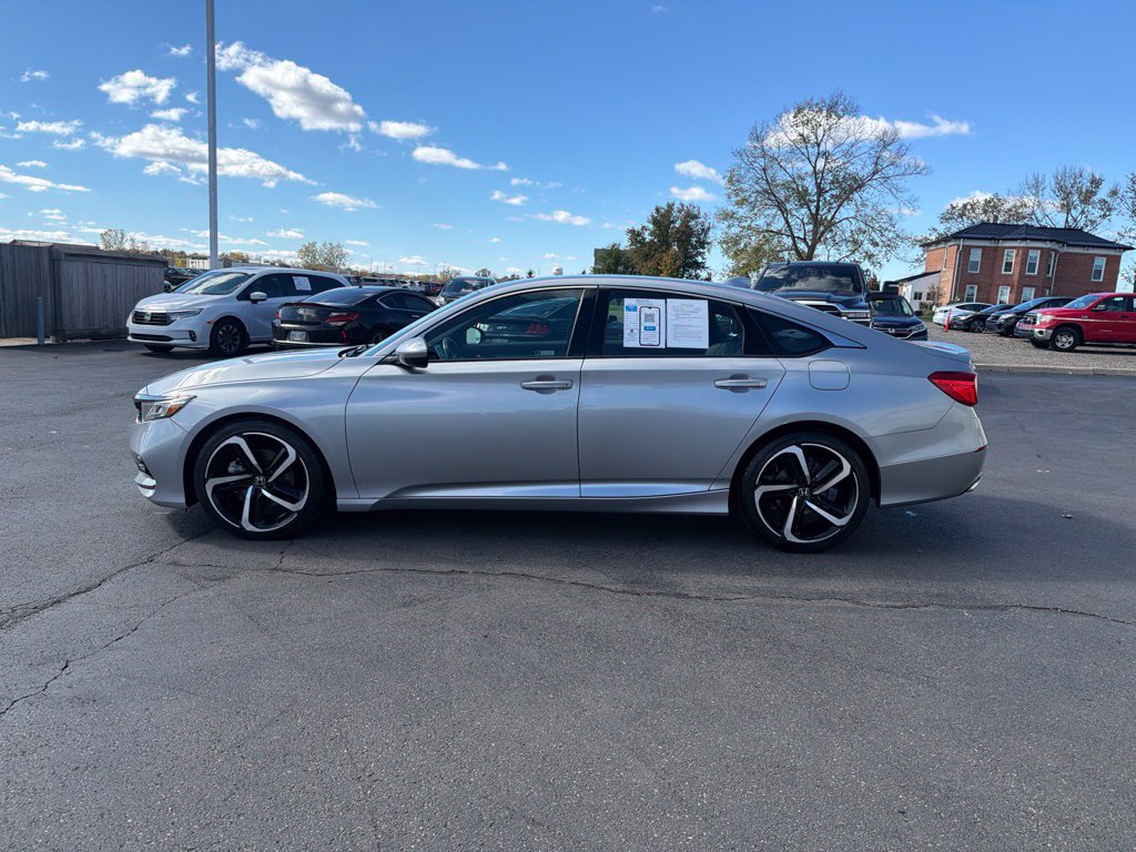 Used 2019 Honda Accord Sport image 4
