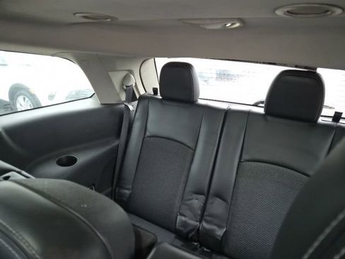 Used 2015 Dodge Journey Crossroad w/ Flexible Seating Group image 15